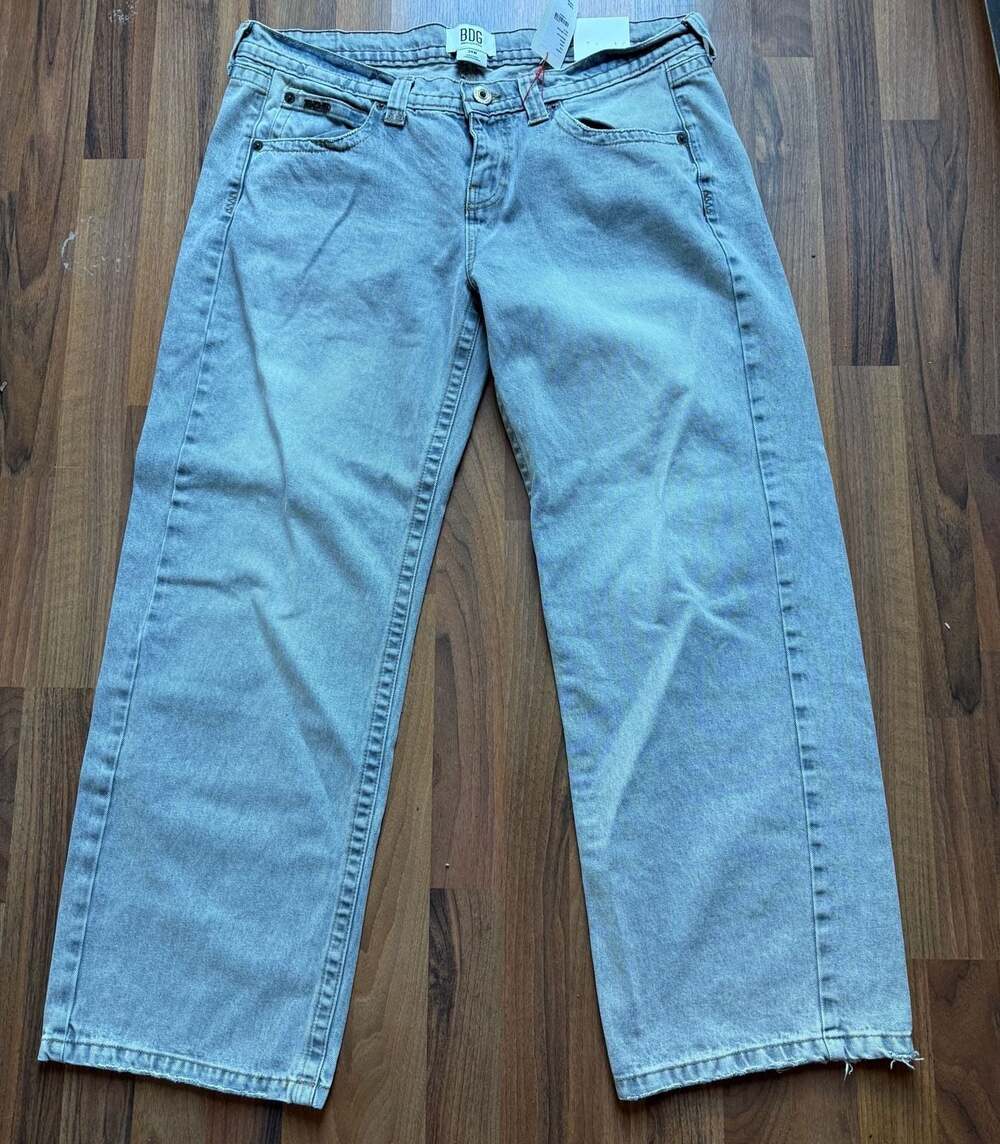 BDG Urban Outfitters Kayla Lowrider Slouchy Boyfriend Jeans